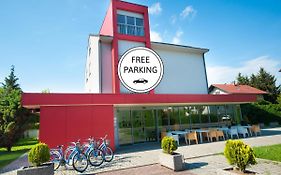 Simbol Rooms With Free Private Parking