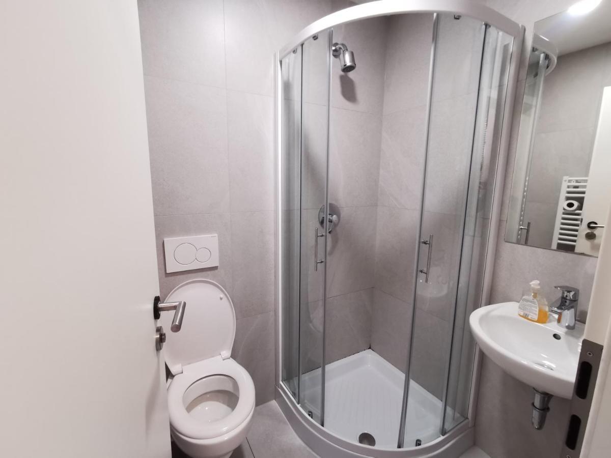 Simbol Rooms With Free Private Parking Ljubljana Kültér fotó