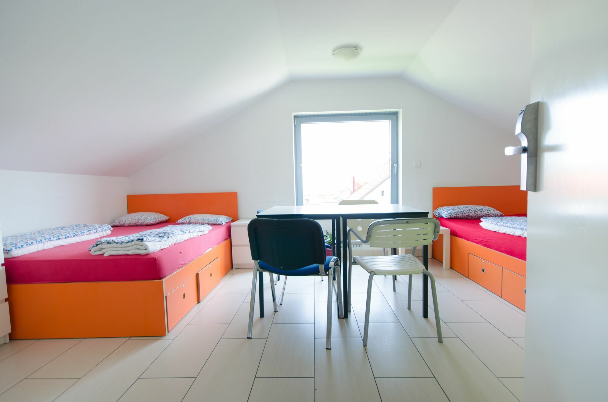 Simbol Rooms With Free Private Parking Ljubljana Kültér fotó